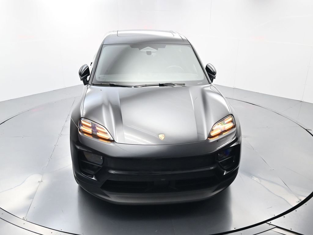 Certified 2024 Porsche Macan 4 Electric image 45