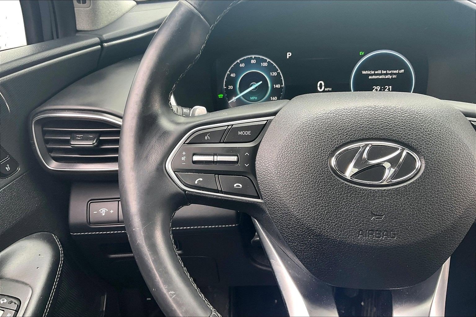 Used 2022 Hyundai Santa Fe Limited AWD/4WD image 23