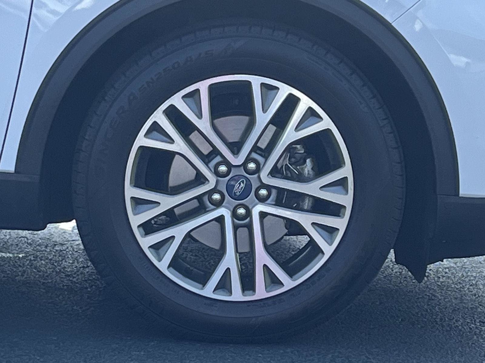 Used 2021 Ford Escape SEL w/ Technology Package FWD image 28
