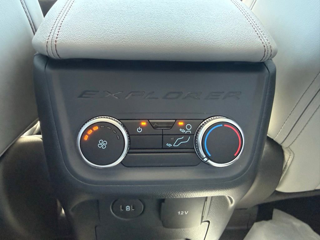 New 2026 Ford Explorer Active AWD/4WD image 30