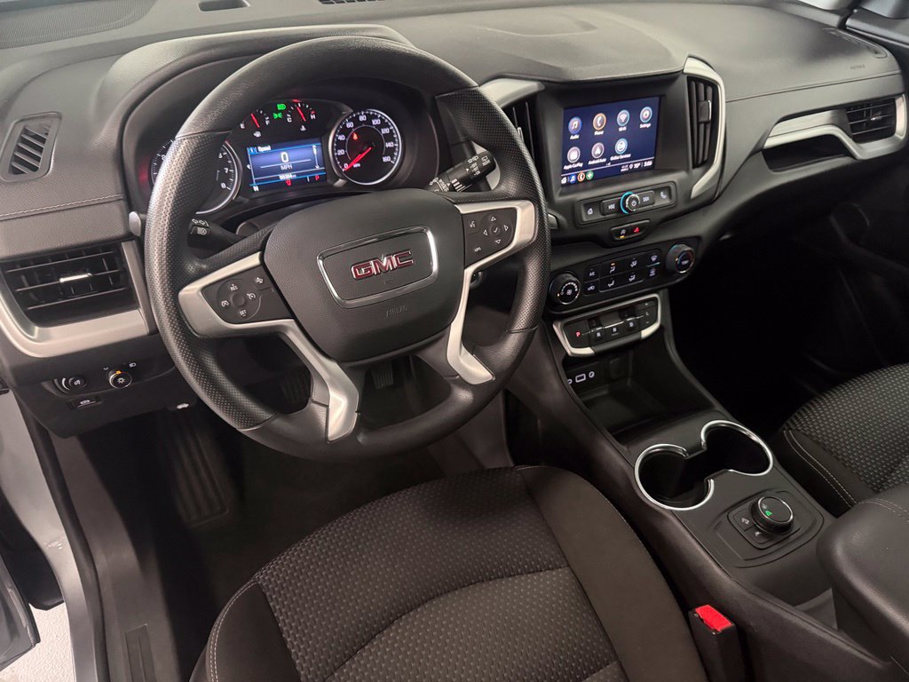 Used 2024 GMC Terrain SLE FWD image 11