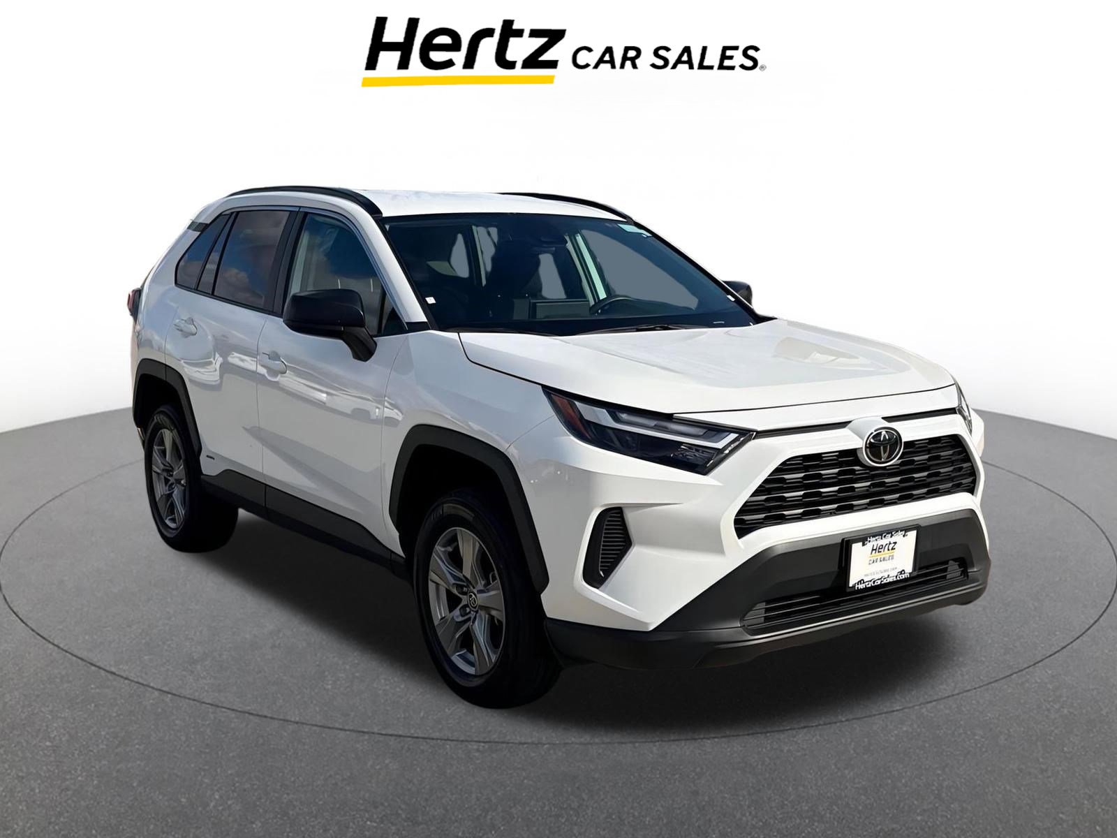 Used 2025 Toyota RAV4 LE image 1
