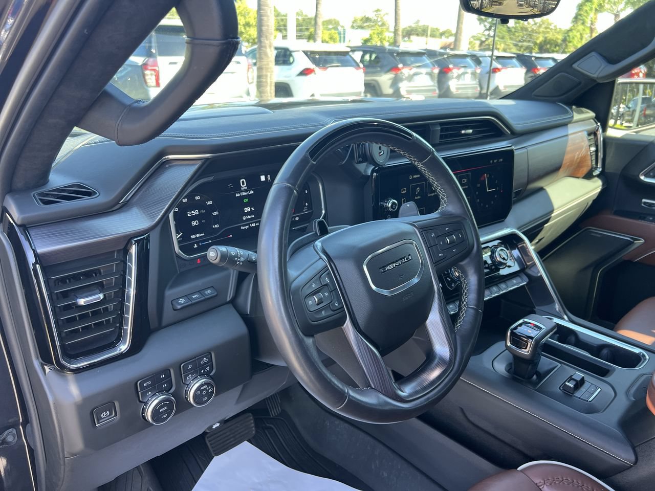 Used 2023 GMC Sierra 1500 Denali Ultimate AWD/4WD image 18