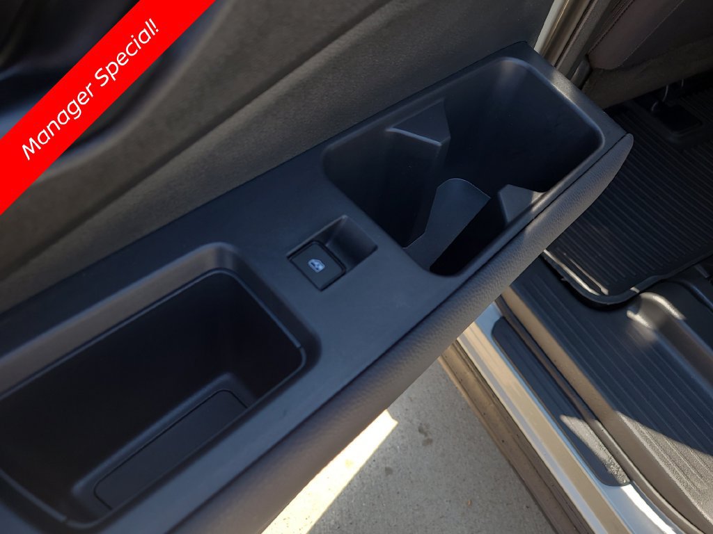 Certified 2025 Nissan Pathfinder S FWD image 14