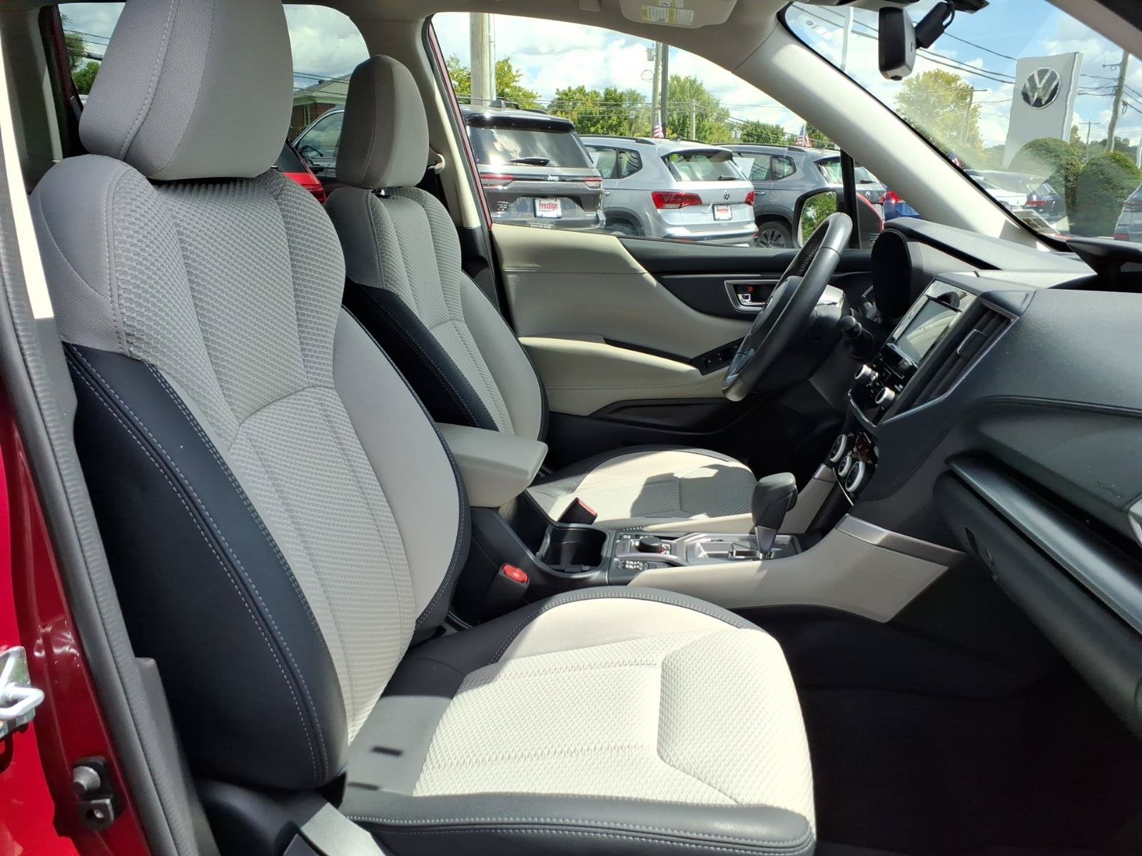 Certified 2023 Subaru Forester Premium AWD/4WD image 10