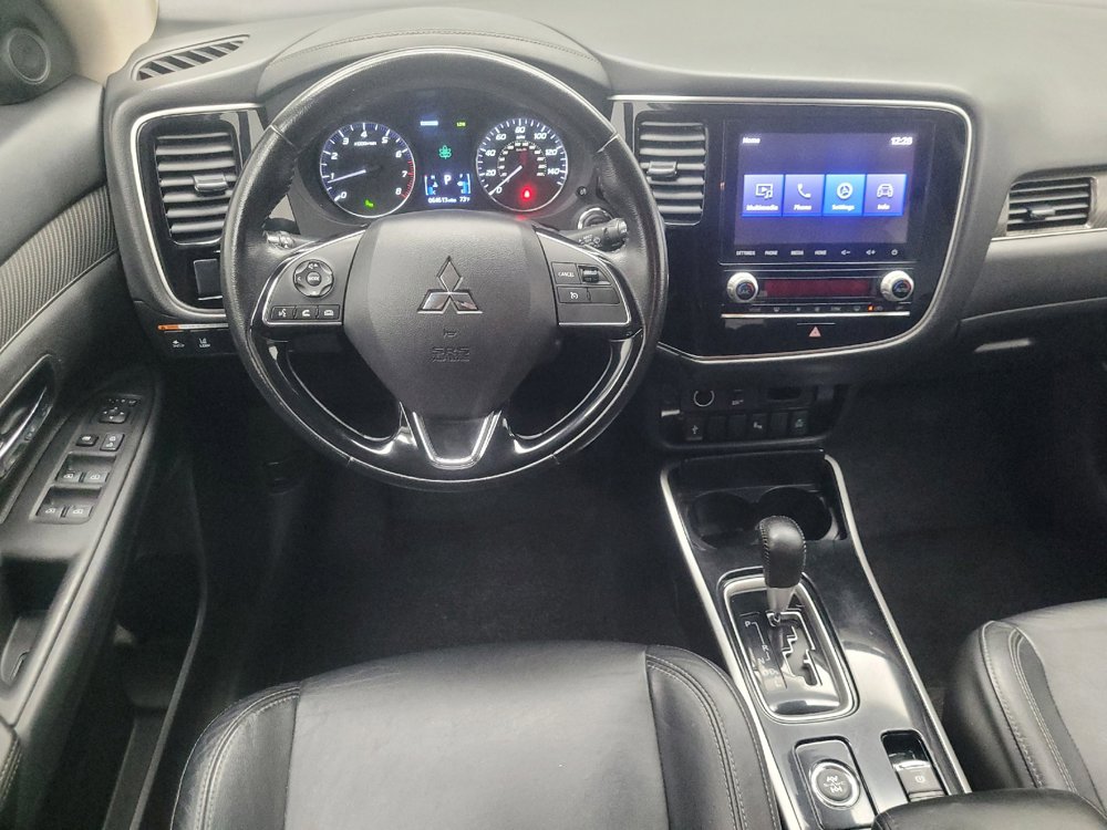 Used 2020 Mitsubishi Outlander SEL AWD/4WD image 22