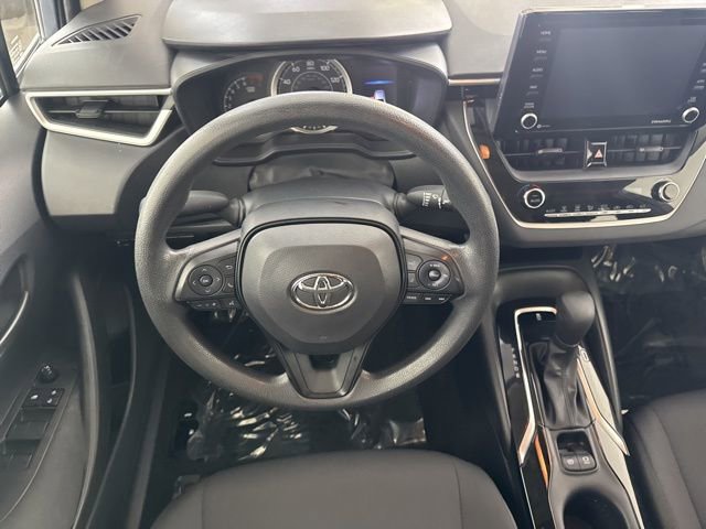 Used 2022 Toyota Corolla LE image 25