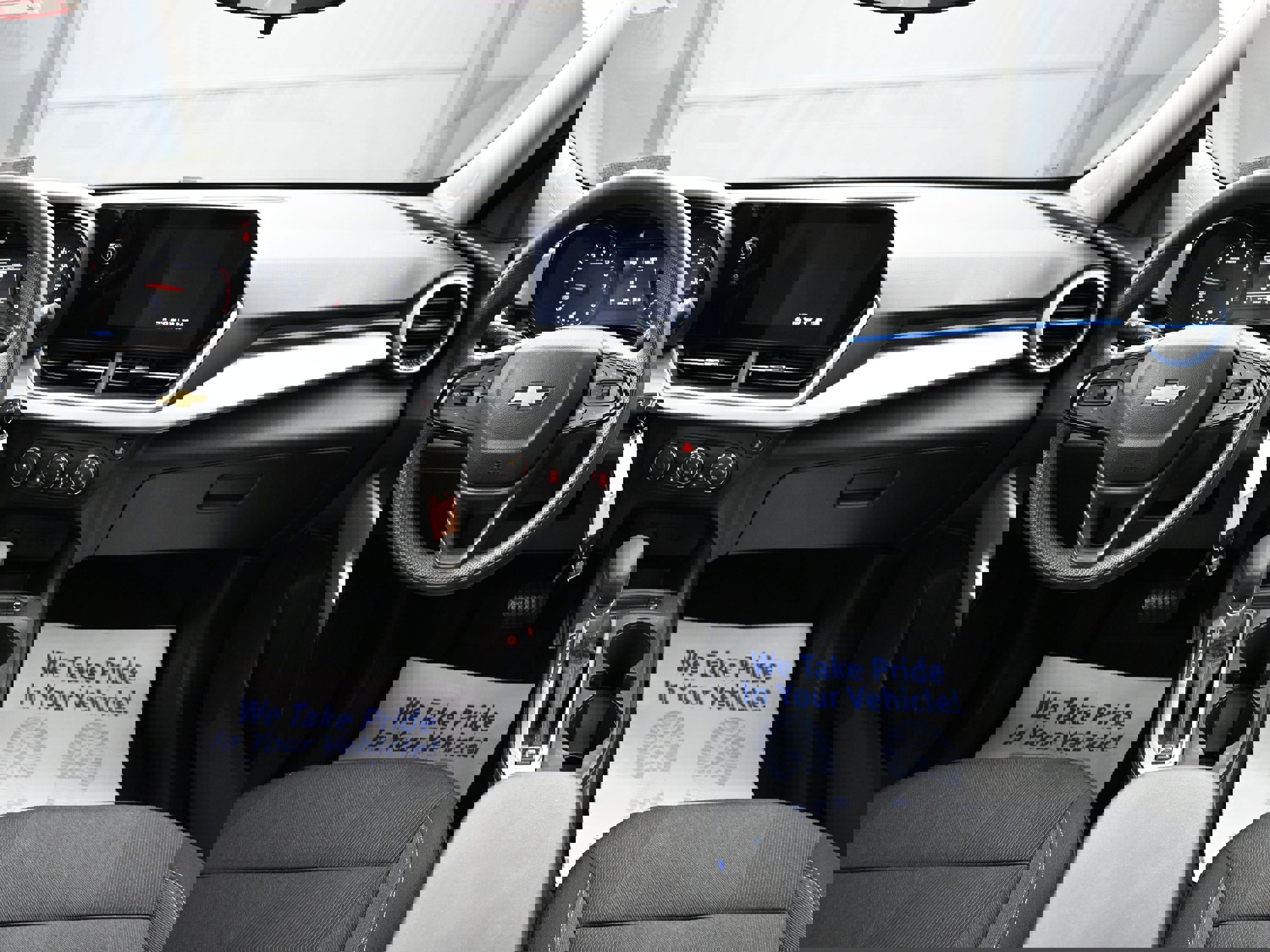 Used 2024 Chevrolet Trax LS w/ LS Convenience Package image 21