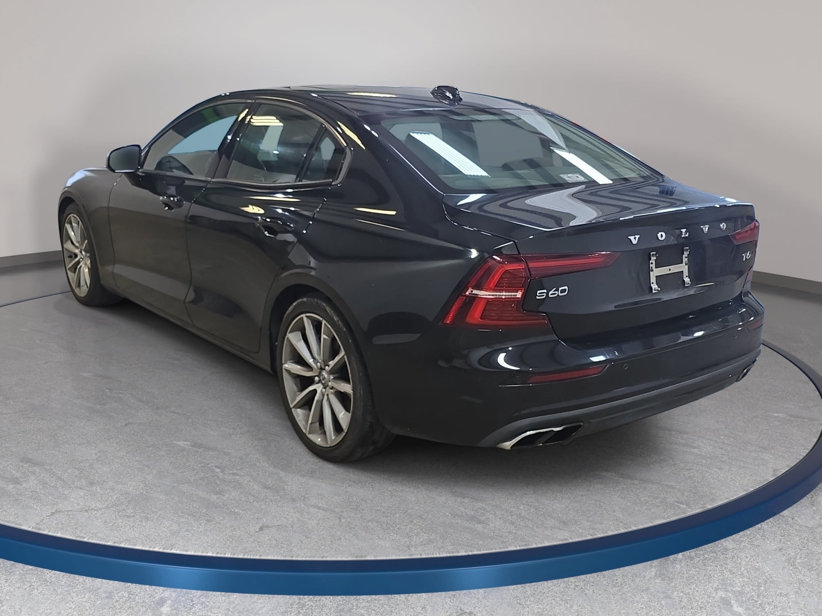 Used 2021 Volvo S60 T6 Momentum AWD/4WD image 8