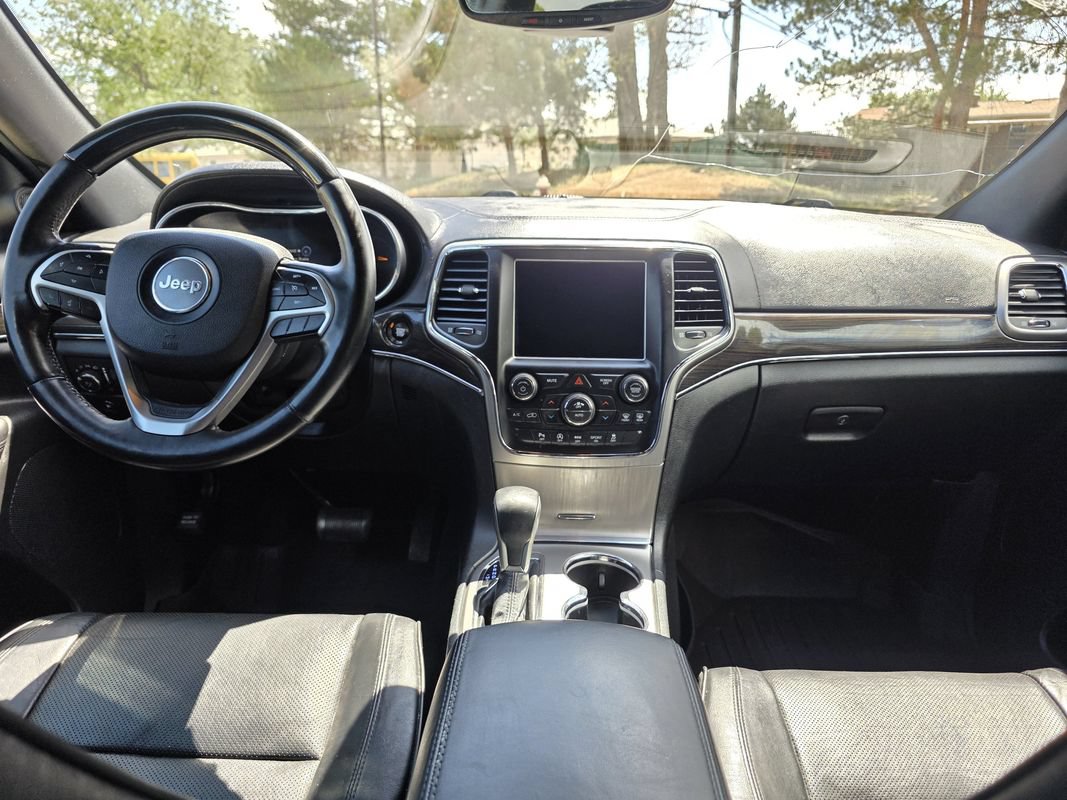 Used 2018 Jeep Grand Cherokee Overland AWD/4WD image 25