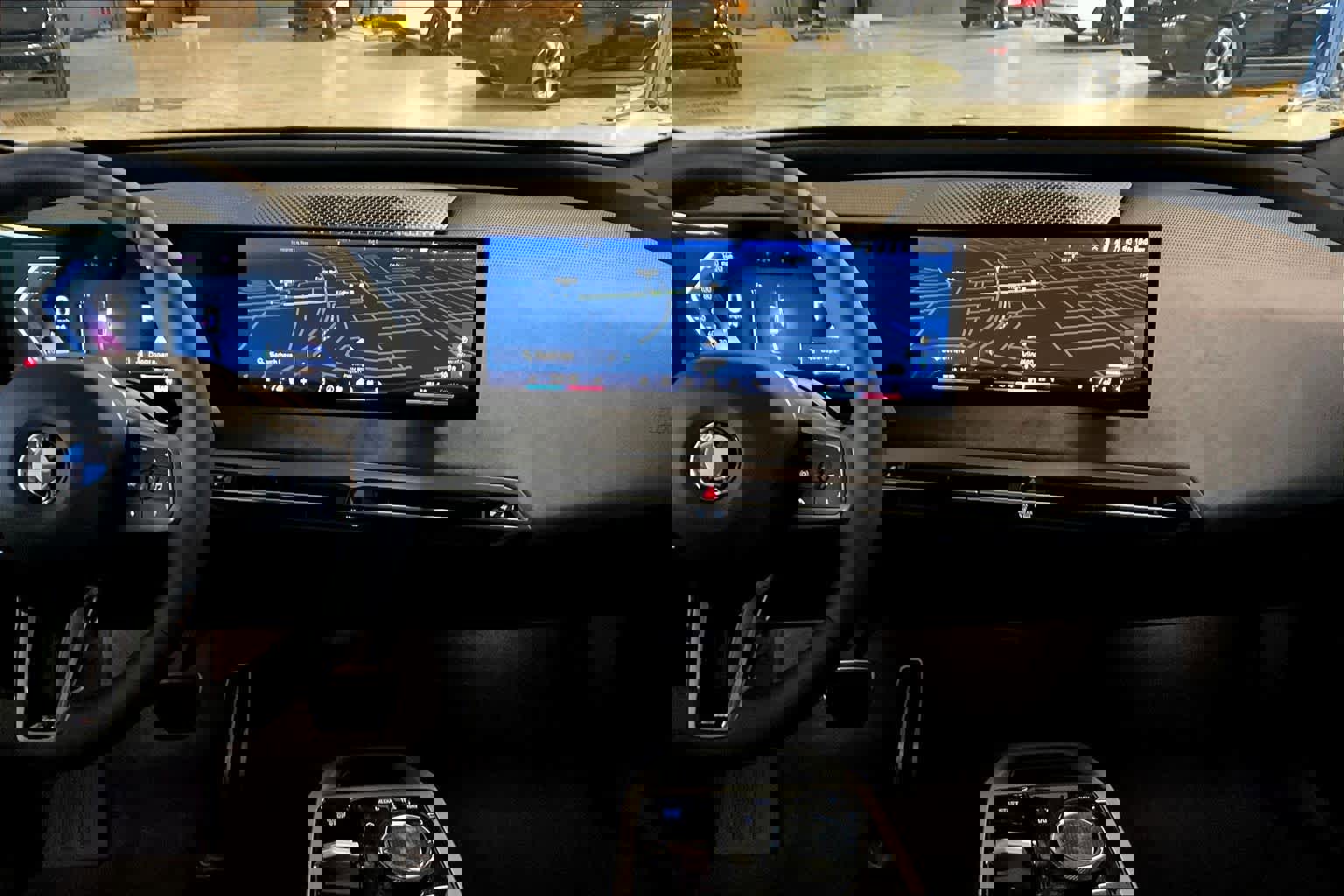 New 2026 BMW iX xDrive60 w/ M Sport Package image 6