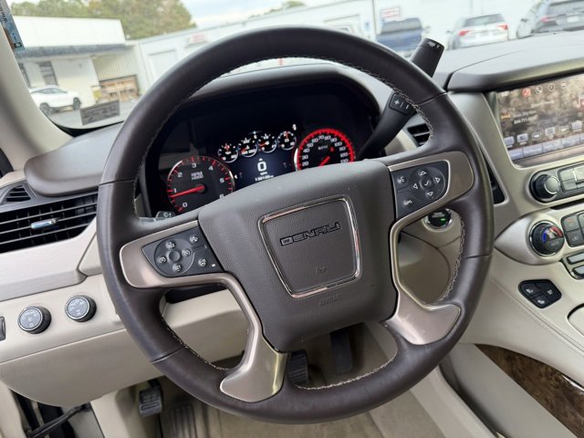 Used 2016 GMC Yukon Denali image 23
