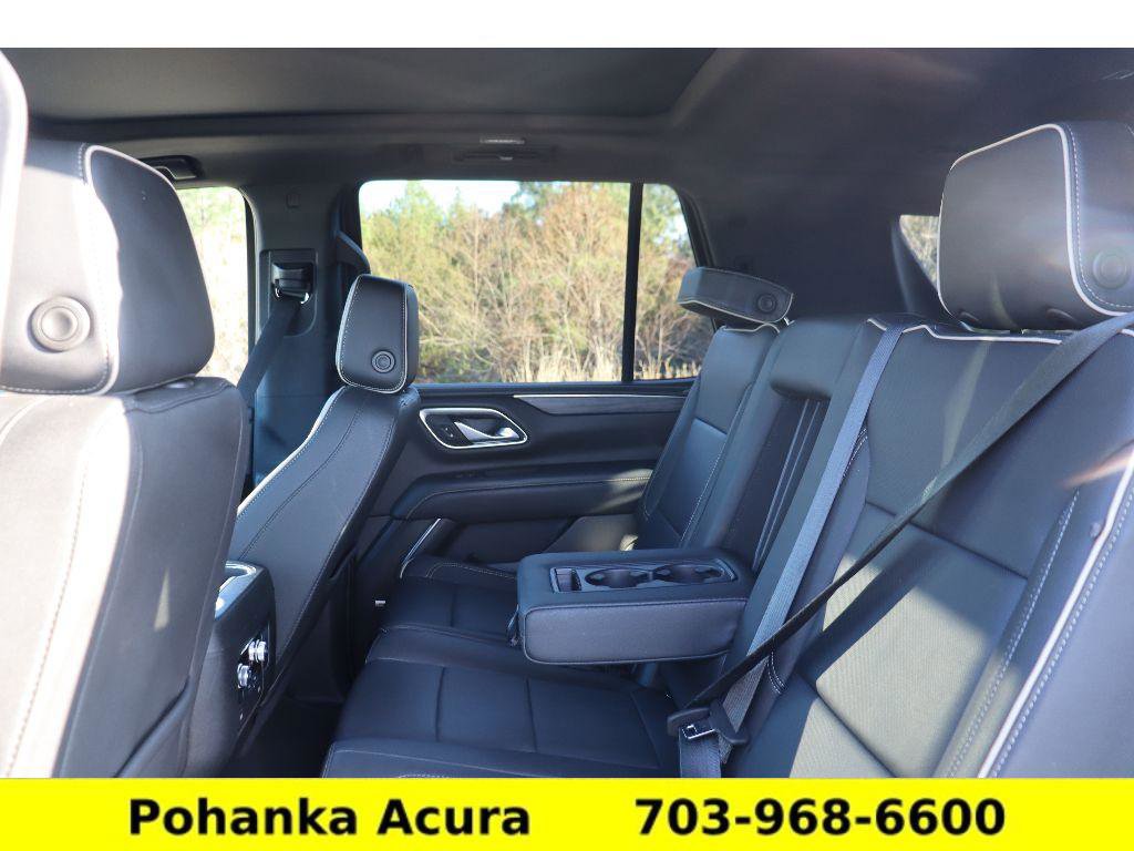 Used 2023 GMC Yukon SLT image 28