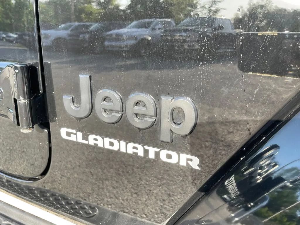 Used 2022 Jeep Gladiator High Altitude AWD/4WD image 10