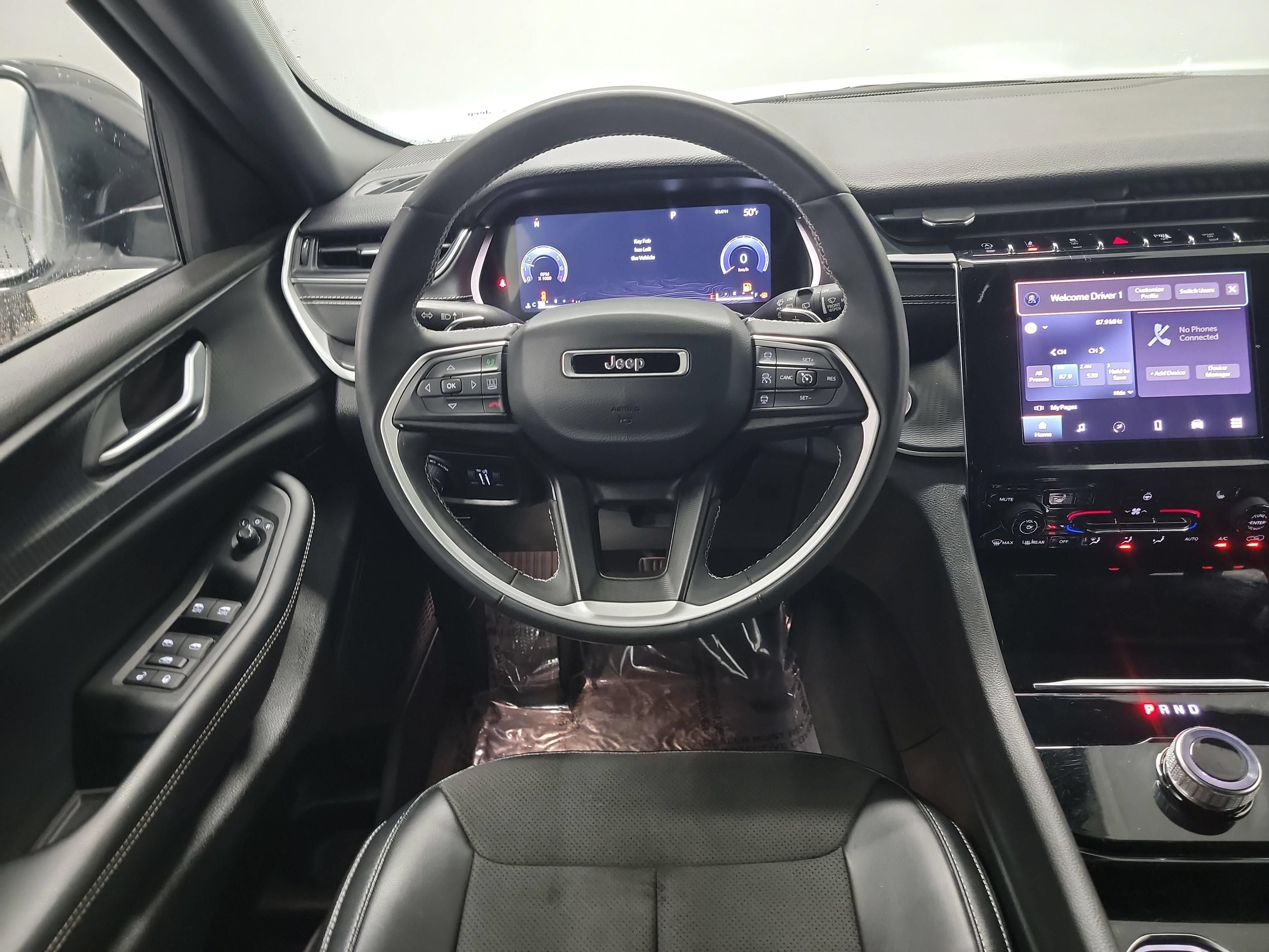 Used 2023 Jeep Grand Cherokee Altitude AWD/4WD image 16