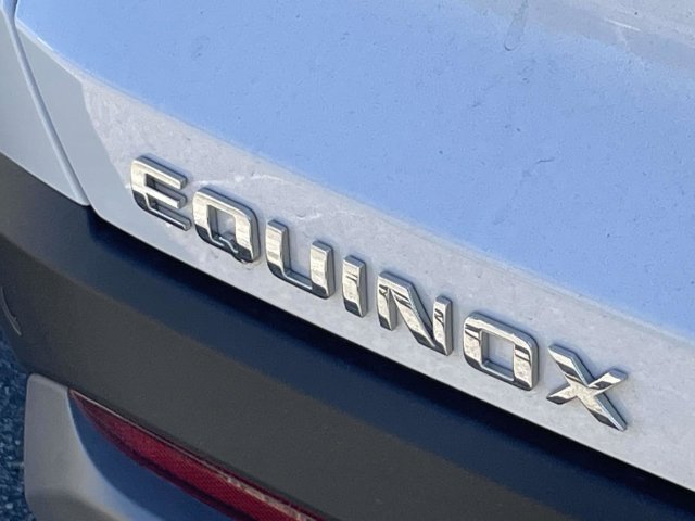 Used 2027 Chevrolet Equinox LT FWD image 10