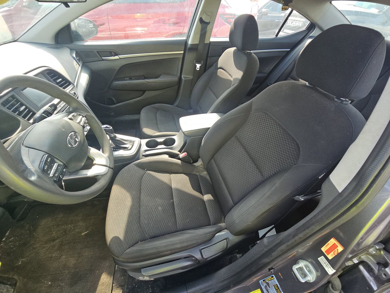 Used 2020 Hyundai Elantra SE w/ Cargo Package (C1) FWD image 10