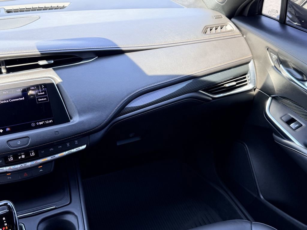 Used 2020 Cadillac XT4 Sport w/ LPO, Midnight Sport Package image 16