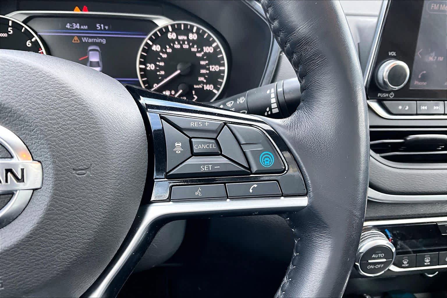 Used 2020 Nissan Altima 2.5 SV image 24