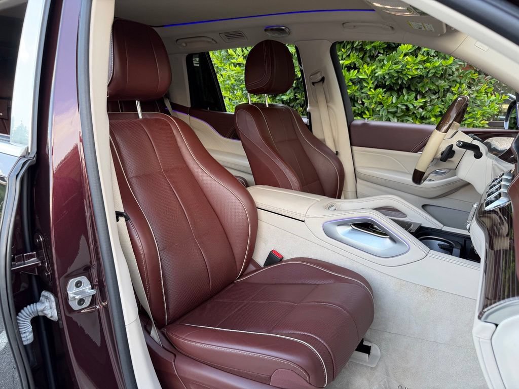 Used 2022 Mercedes-Benz Maybach GLS 600 4MATIC image 34