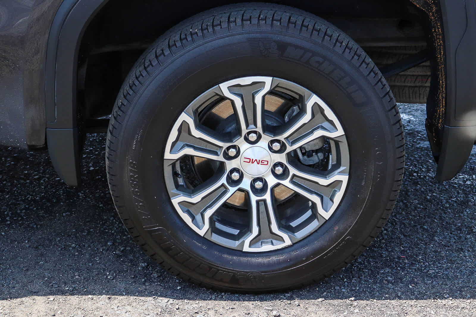 Used 2024 GMC Sierra 1500 SLT AWD/4WD image 11