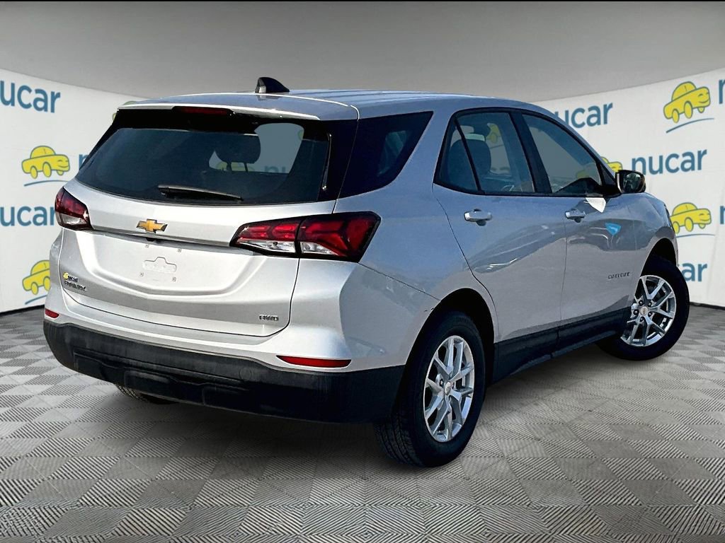 Used 2022 Chevrolet Equinox LS image 6