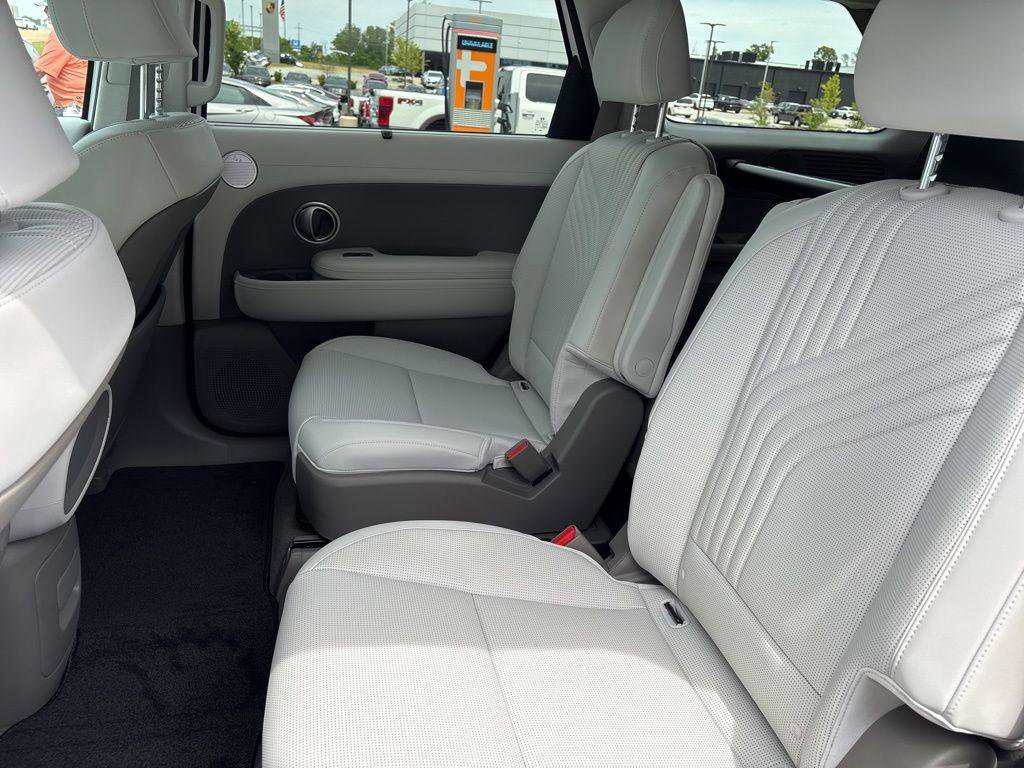 New 2026 Hyundai Palisade FWD Hybrid image 17