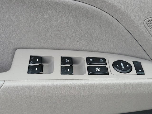 Used 2020 Hyundai Elantra Limited w/ Ultimate Package 03 FWD image 31