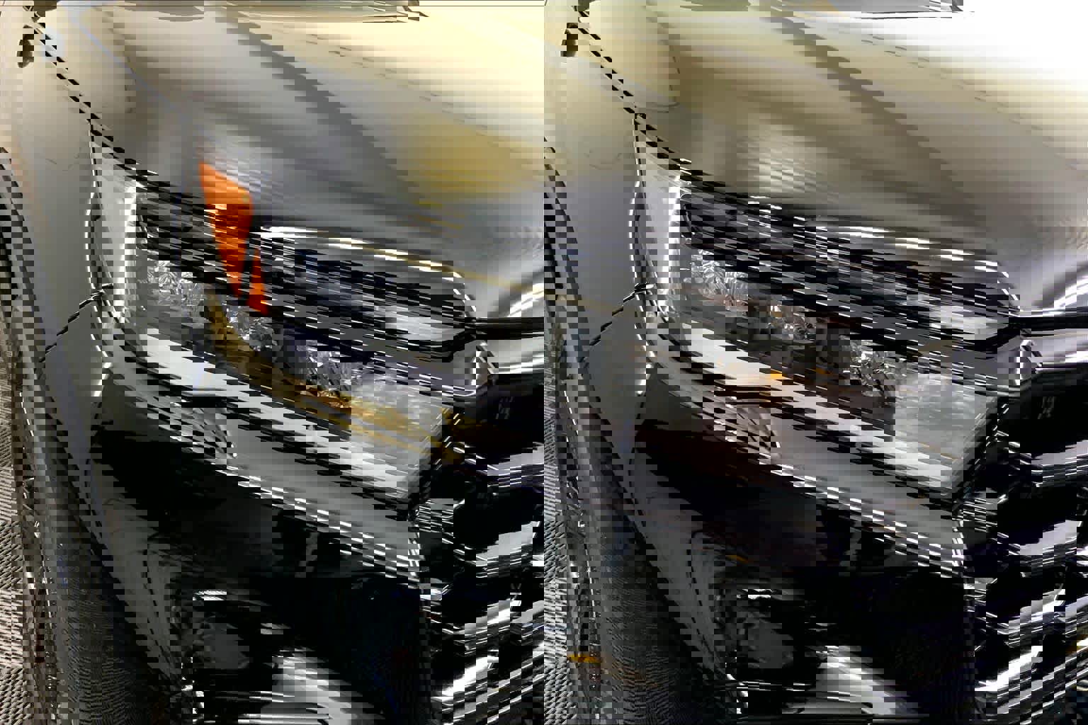 Used 2025 Honda Pilot Black Edition image 12