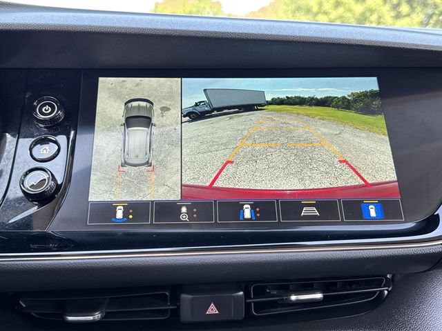 Used 2022 Buick Envision Avenir w/ Technology Package II FWD image 17
