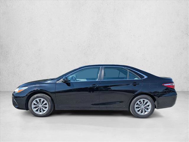 Used 2017 Toyota Camry LE image 9