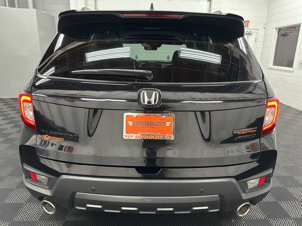 Used 2025 Honda Passport TrailSport image 8