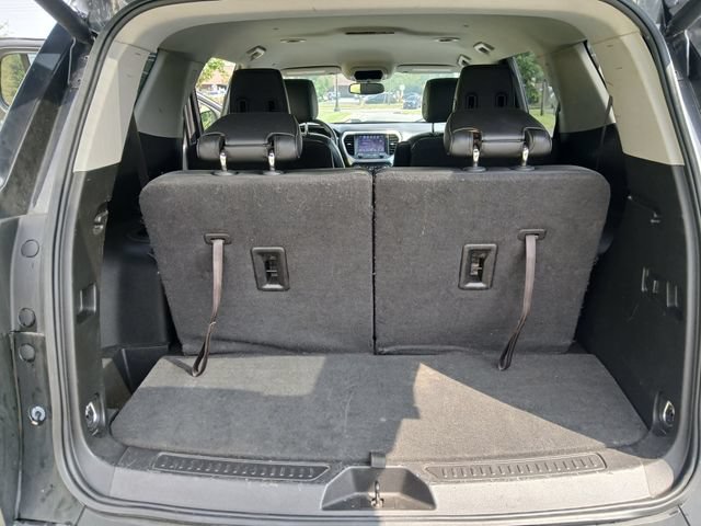 Used 2017 GMC Acadia SLT AWD/4WD image 38