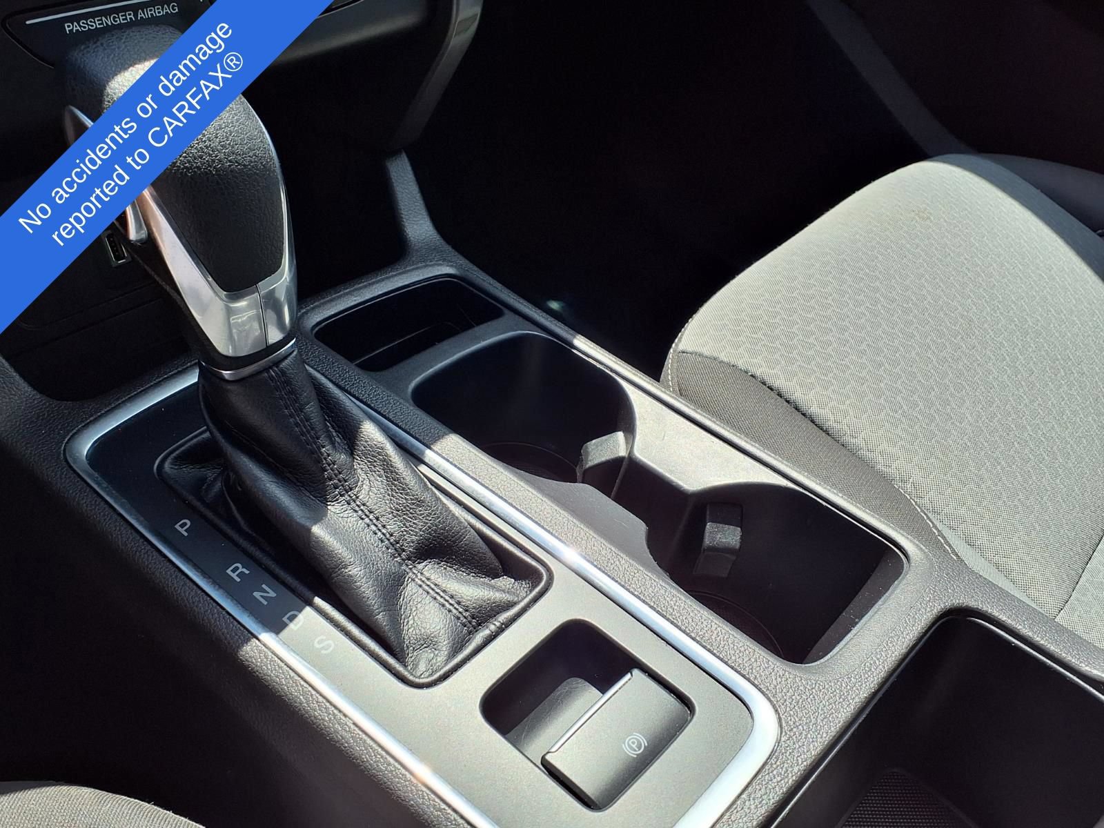 Used 2018 Ford Escape SE w/ SE Sync 3 Package FWD image 25