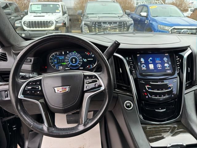 Used 2016 Cadillac Escalade Platinum image 14