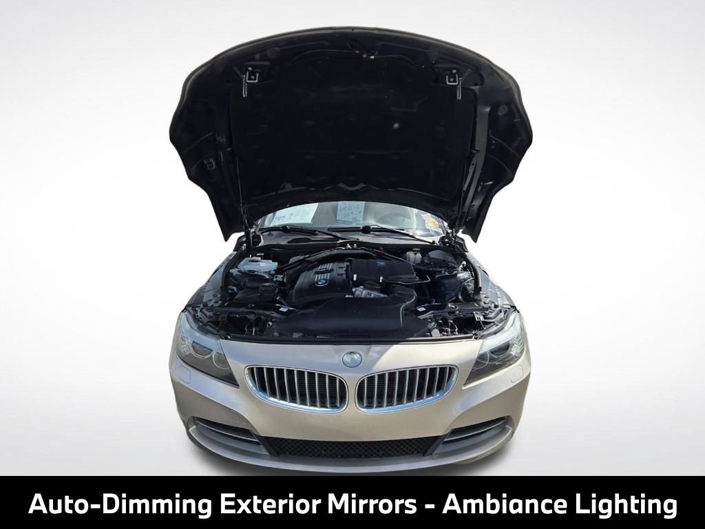 Used 2012 BMW Z4 sDrive35i RWD image 16