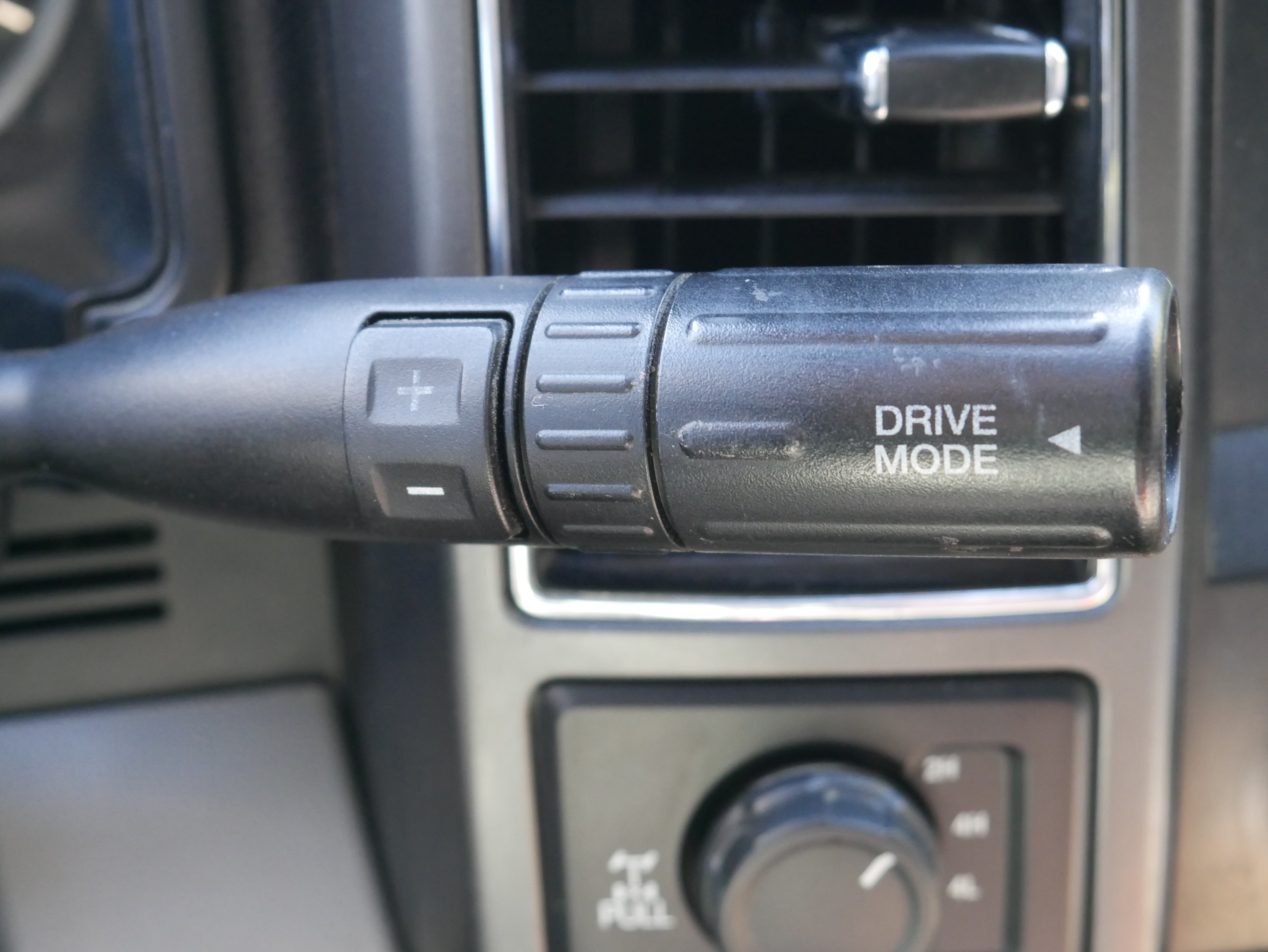 Used 2018 Ford F150 XLT w/ Equipment Group 302A Luxury AWD/4WD image 29