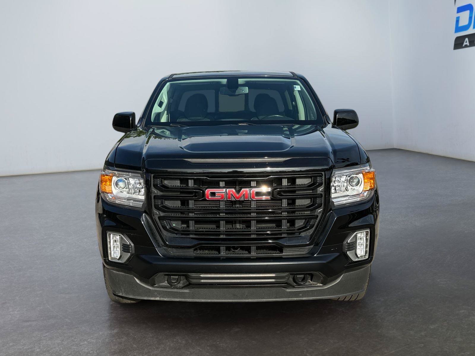 Used 2022 GMC Canyon Elevation w/ Trailering Package AWD/4WD image 8