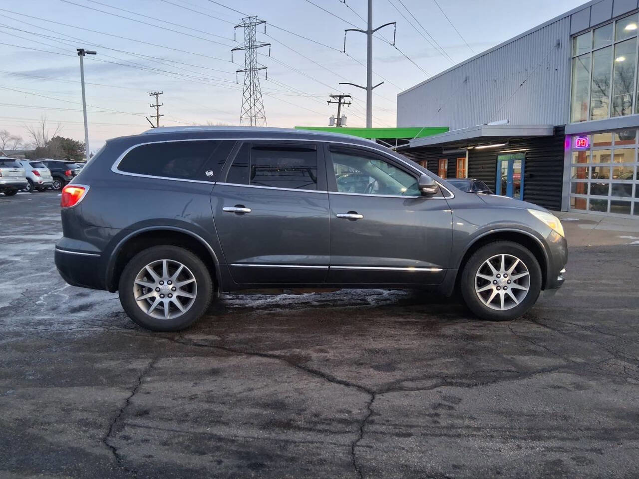 Used 2013 Buick Enclave Leather image 4