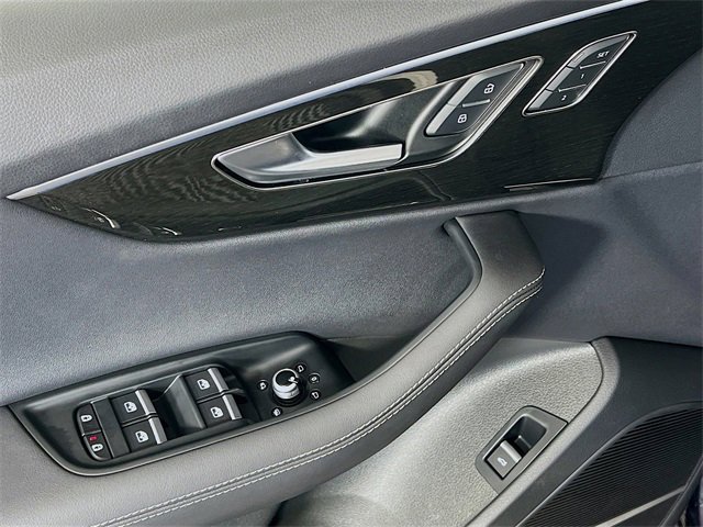 Used 2025 Audi Q7 3.0T Premium Plus w/ Premium Plus Package image 11