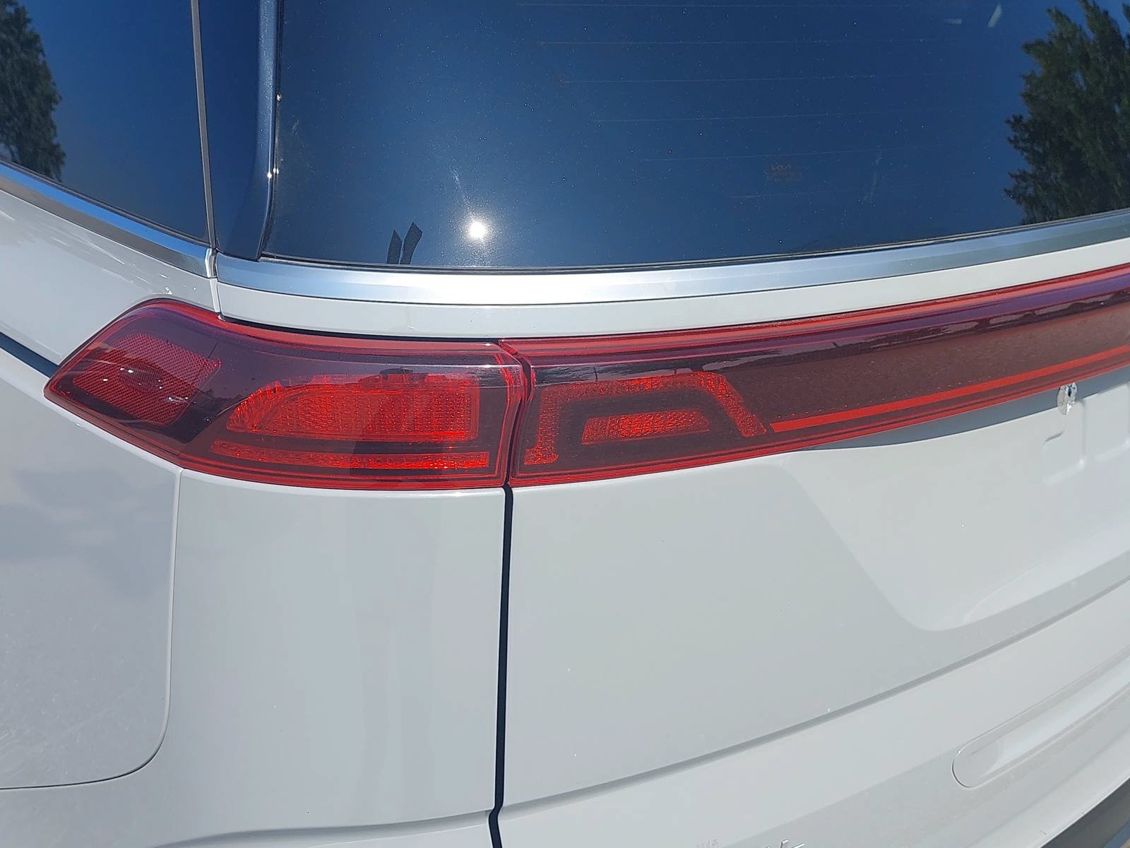 Used 2024 Kia Carnival SX FWD image 35