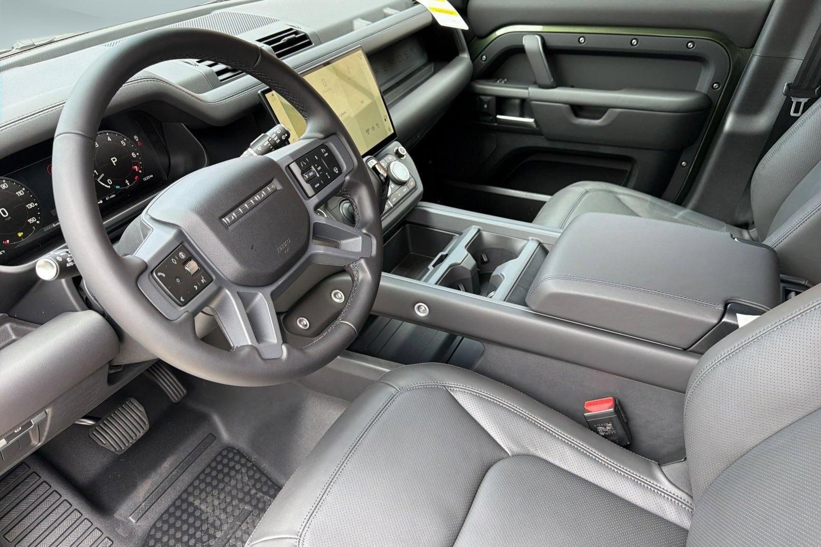 New 2026 Land Rover Defender 110 X-Dynamic SE AWD/4WD image 4