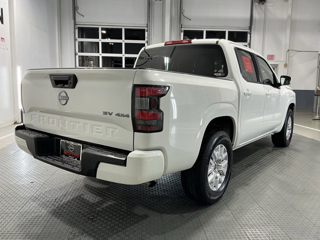 Used 2023 Nissan Frontier SV image 34