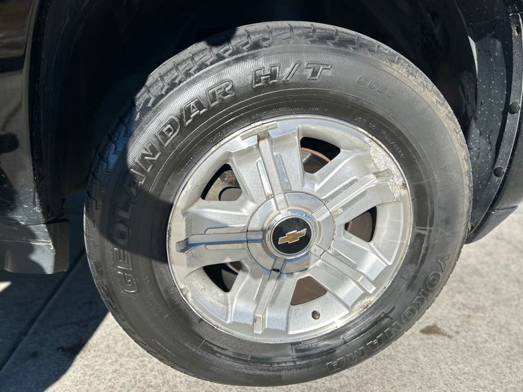 Used 2009 Chevrolet Tahoe LT w/ Suspension Package, Off-Road image 10