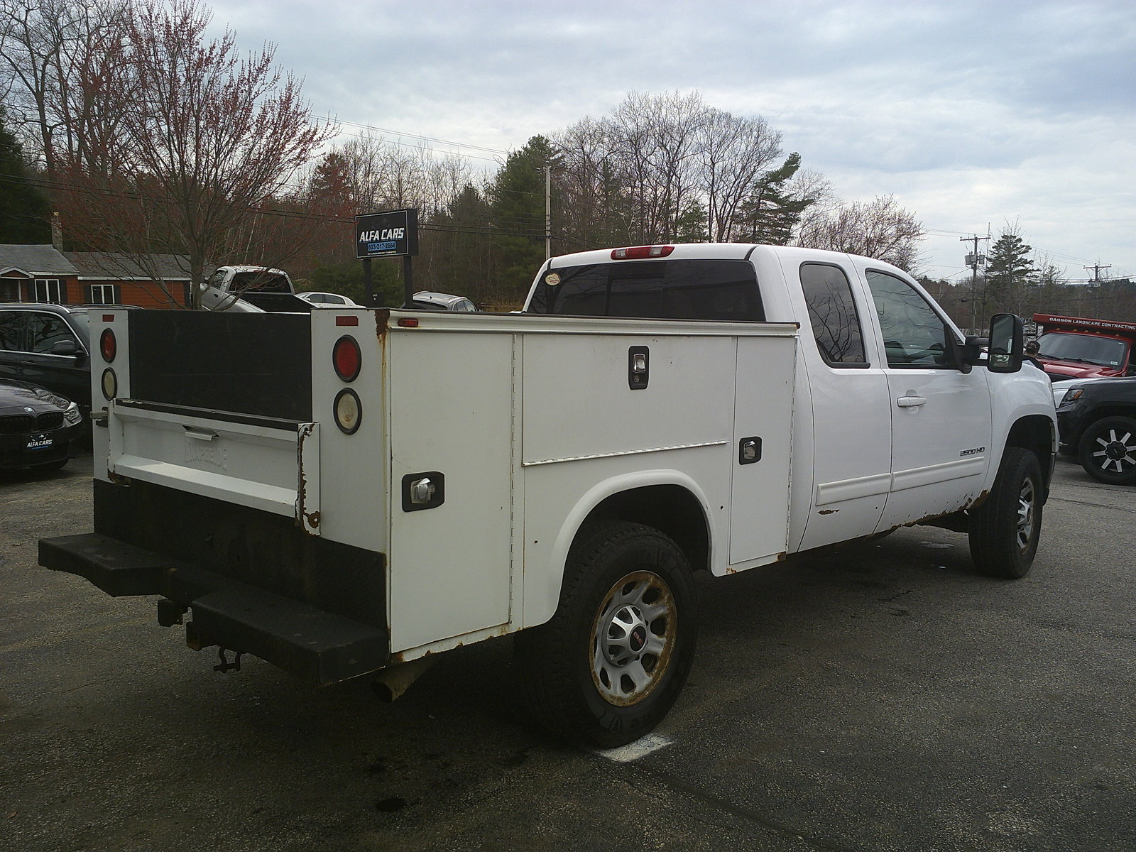 Used 2013 GMC Sierra 2500 SLT w/ Suspension Package, Off-Road AWD/4WD image 5