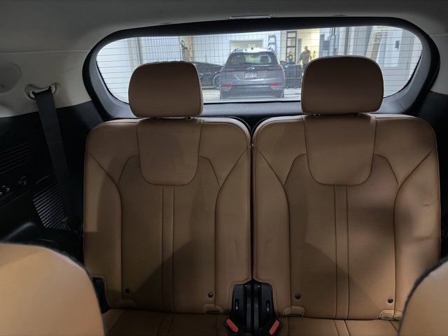 Used 2023 Kia Sorento SX Prestige image 24