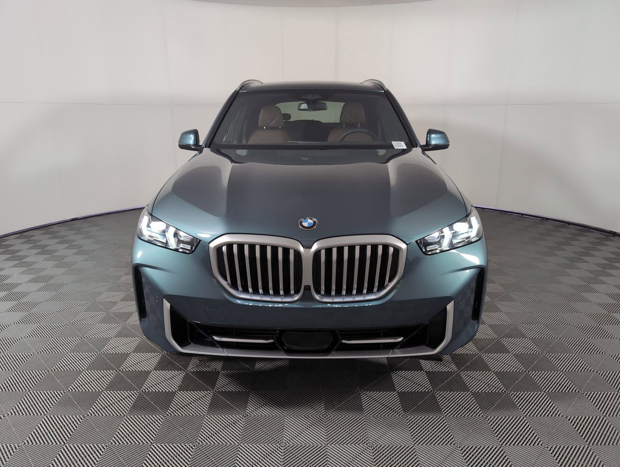 Used 2026 BMW X5 sDrive40i image 5