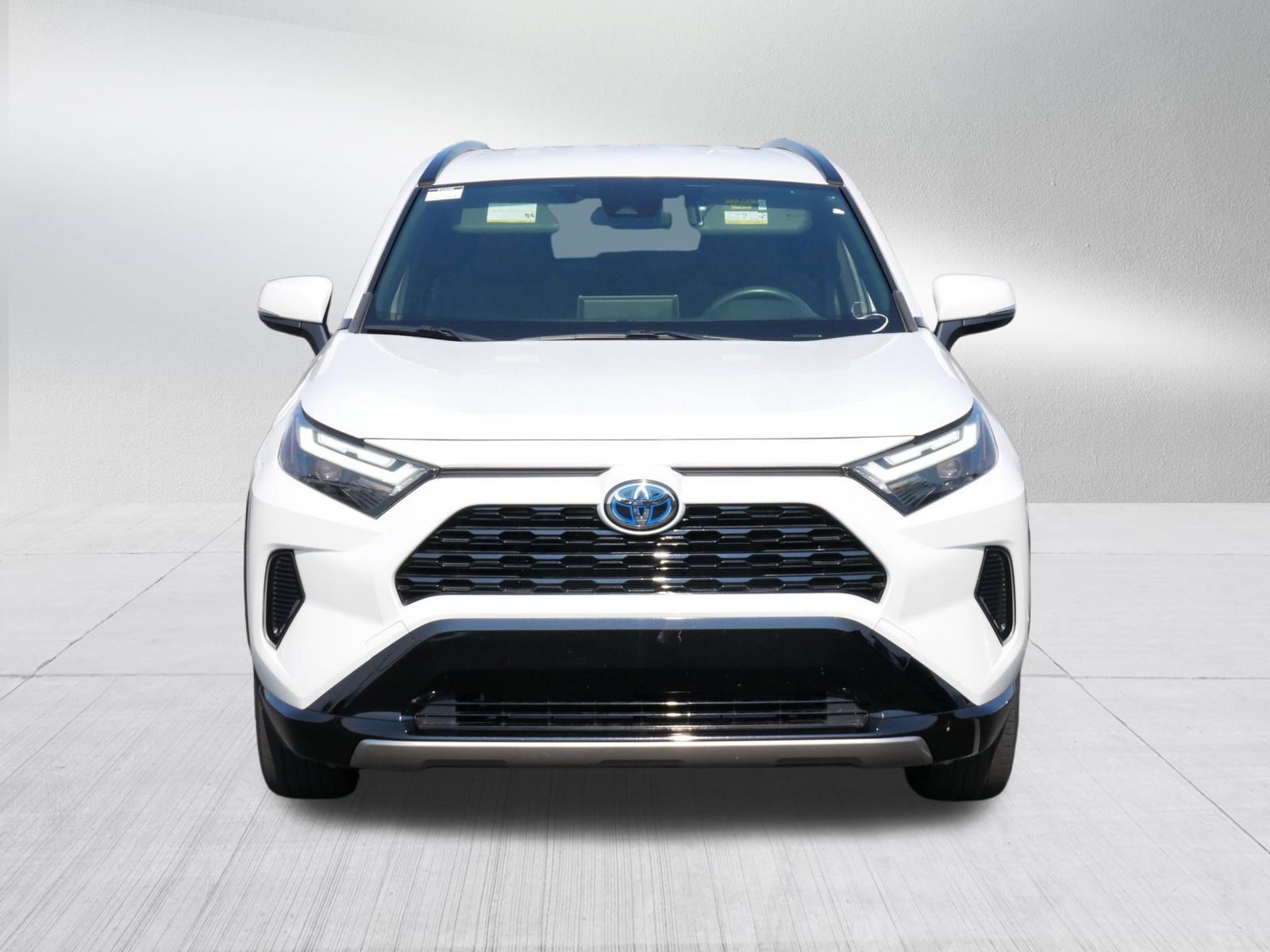 Certified 2024 Toyota RAV4 SE AWD/4WD image 2