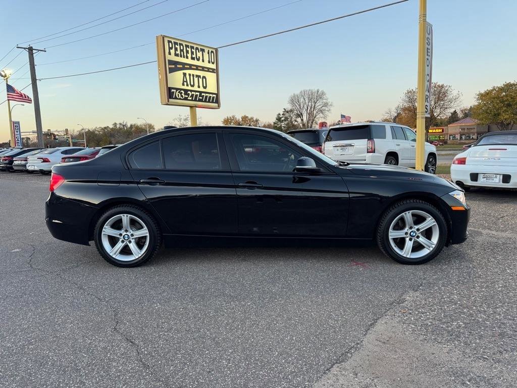 Used 2015 BMW 328i xDrive Sedan AWD/4WD image 3