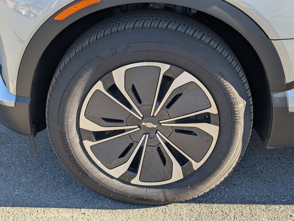 Used 2025 Chevrolet Blazer EV LT image 24